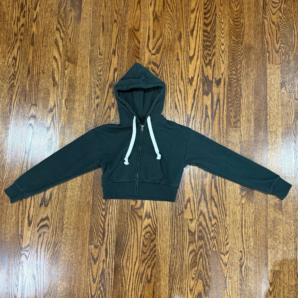Katie J NYC Dylan cropped full zip sweatshirt size Medium